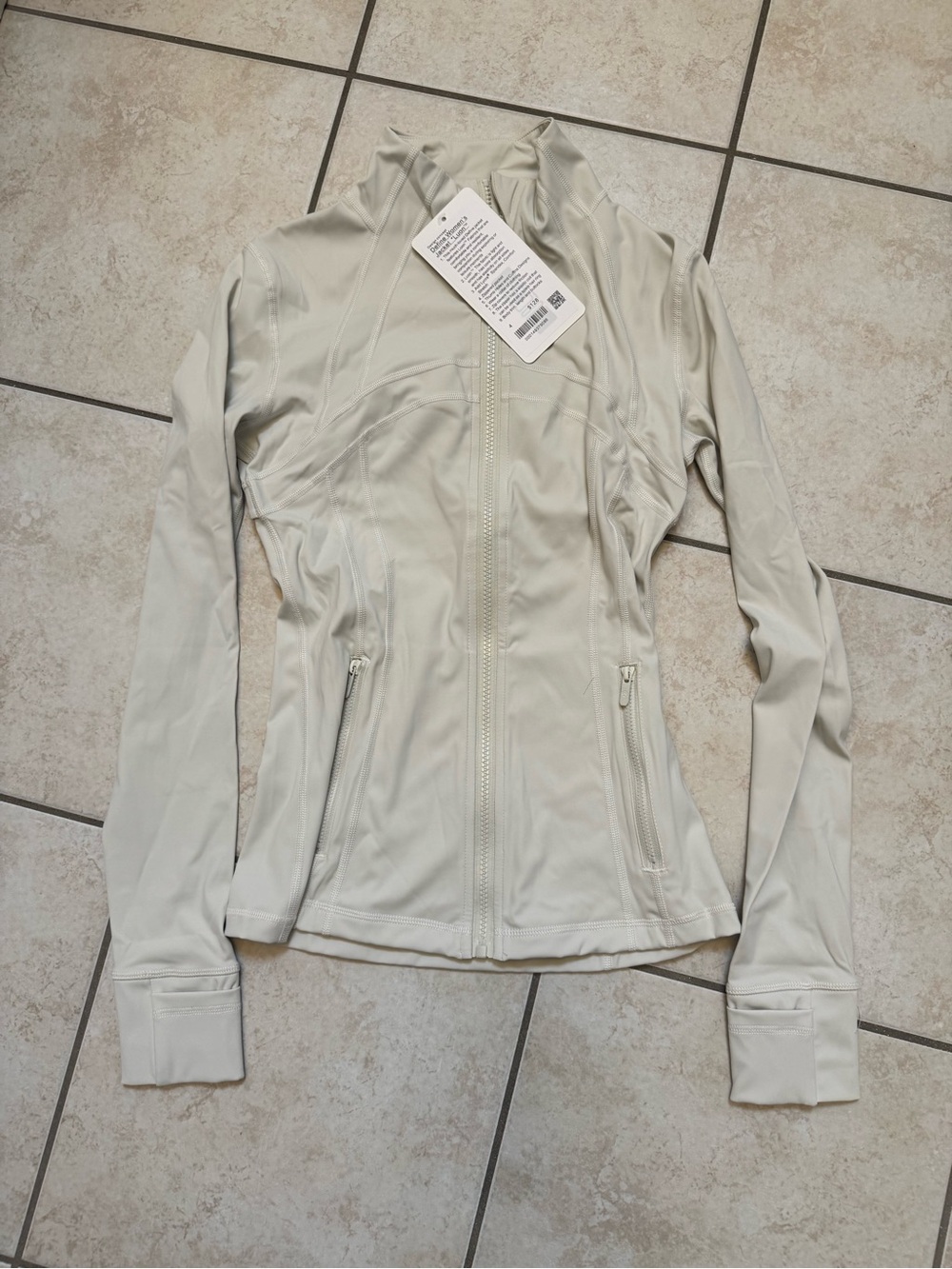 Women’s Light Cream Zip-Front Active Jacket and Pants set